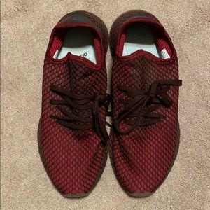 Men’s Adidas Deerupt Tennis Shoes NWOT Size 11